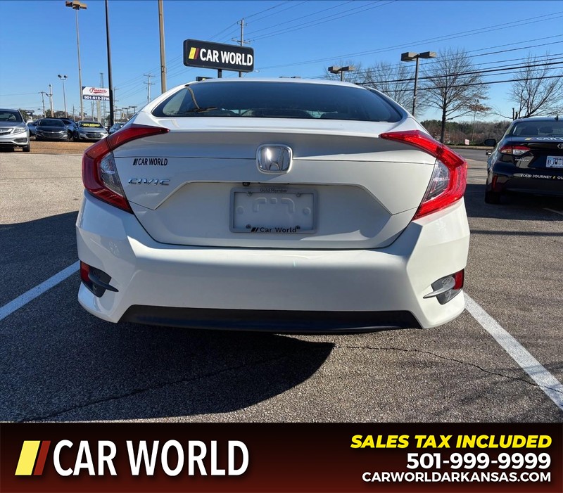 Honda Civic Sedan Vehicle Full-screen Gallery Image 4