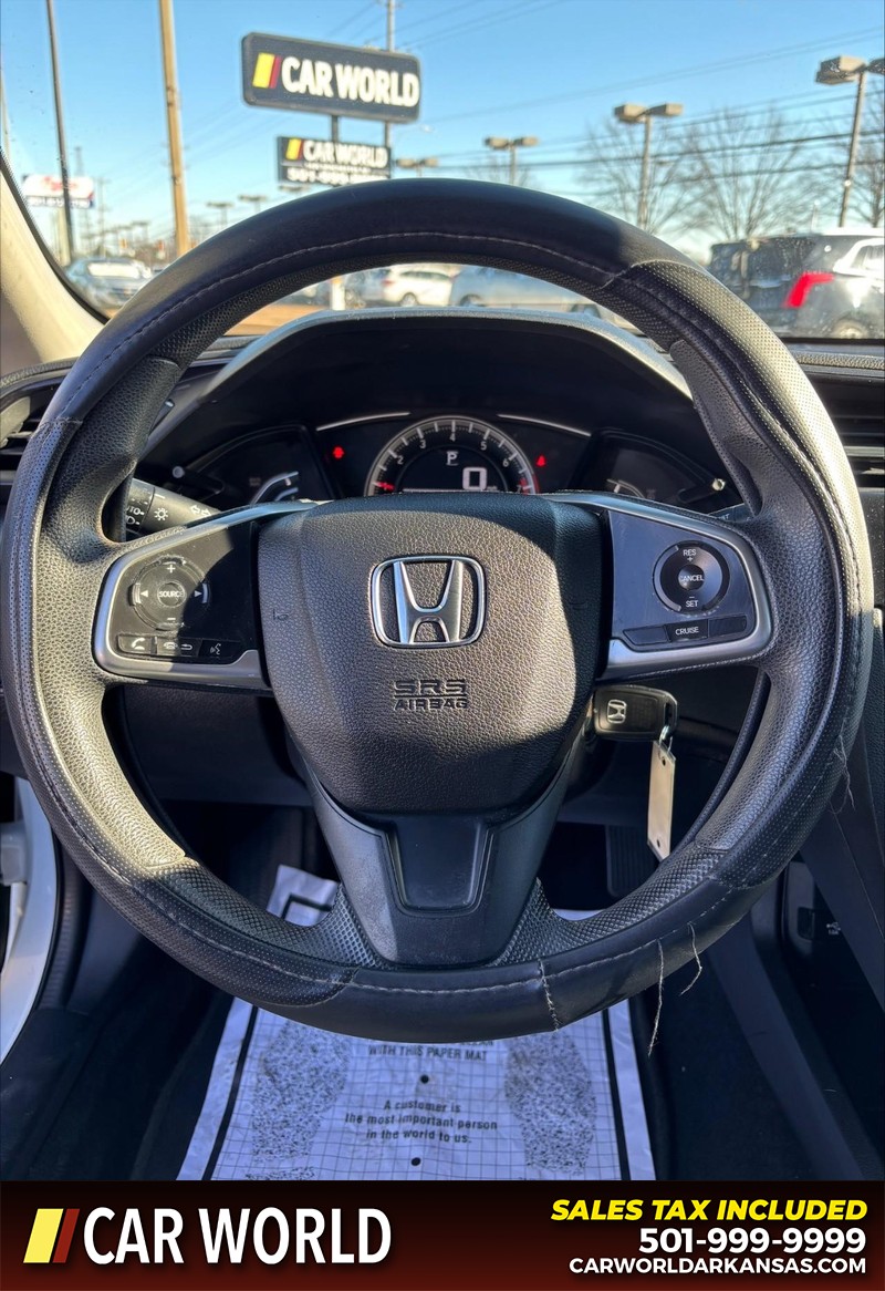 Honda Civic Sedan Vehicle Full-screen Gallery Image 19