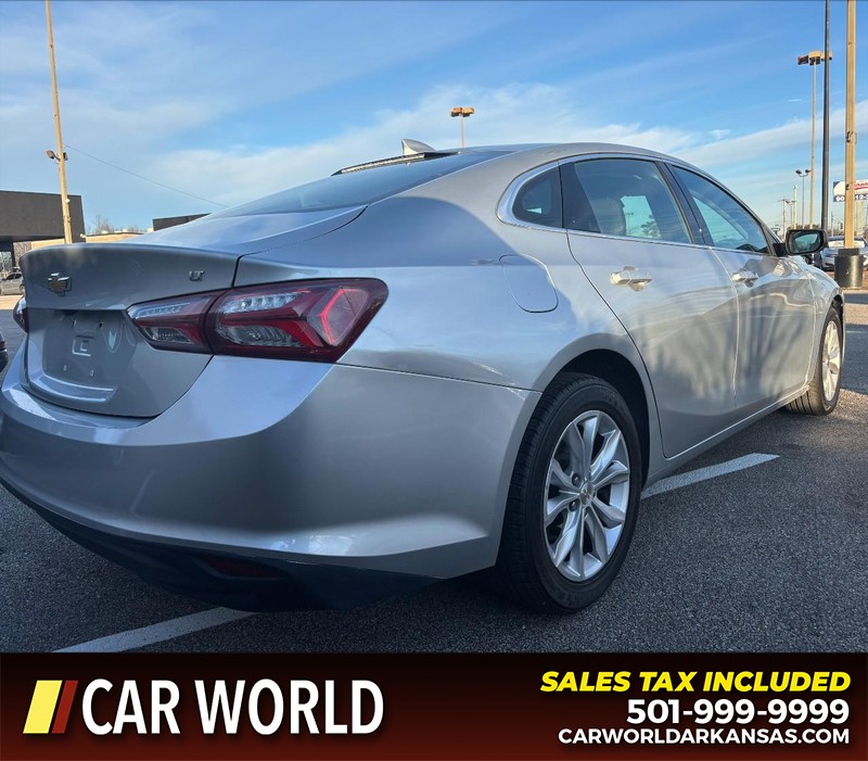 Chevrolet Malibu Vehicle Full-screen Gallery Image 3