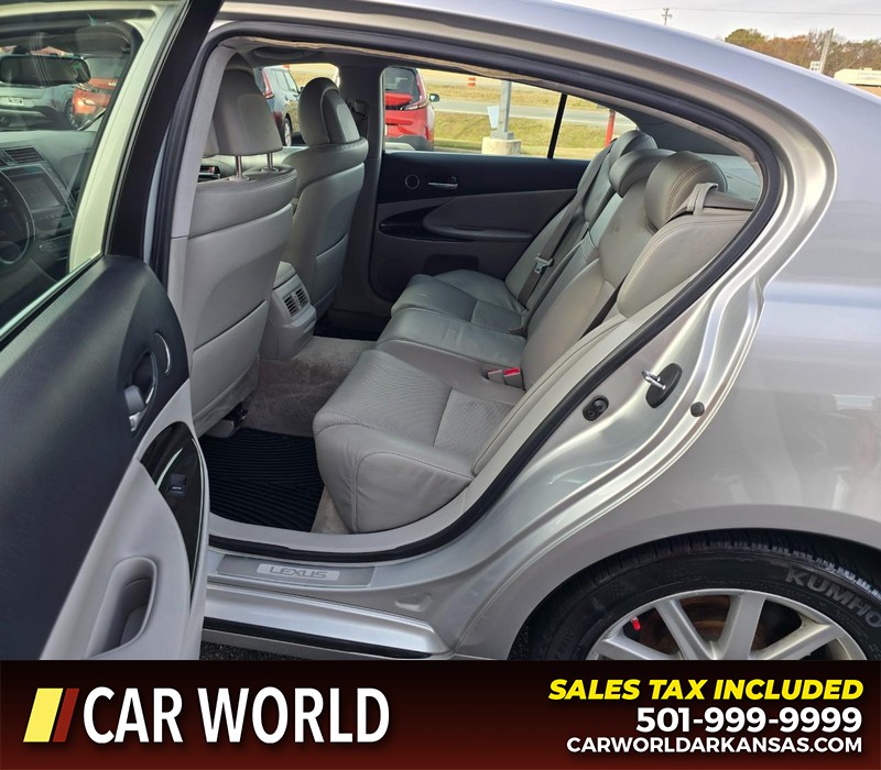 Lexus GS 300 Vehicle Full-screen Gallery Image 10