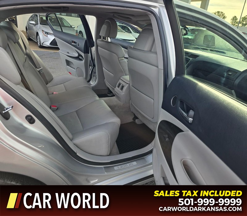 Lexus GS 300 Vehicle Full-screen Gallery Image 12