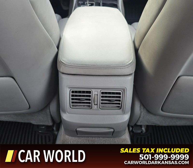 Lexus GS 300 Vehicle Full-screen Gallery Image 20