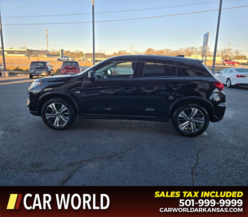 Mitsubishi Outlander Sport Vehicle Full-screen Gallery Image 4