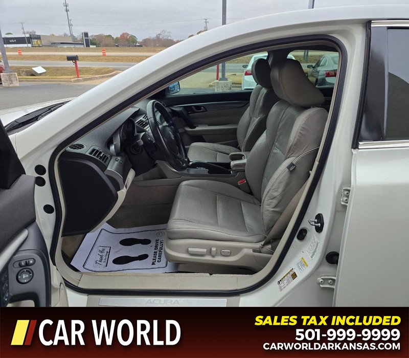 Acura TL Vehicle Full-screen Gallery Image 8