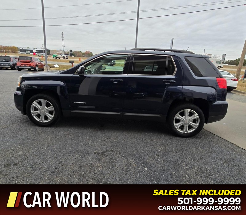 GMC Terrain Vehicle Full-screen Gallery Image 4