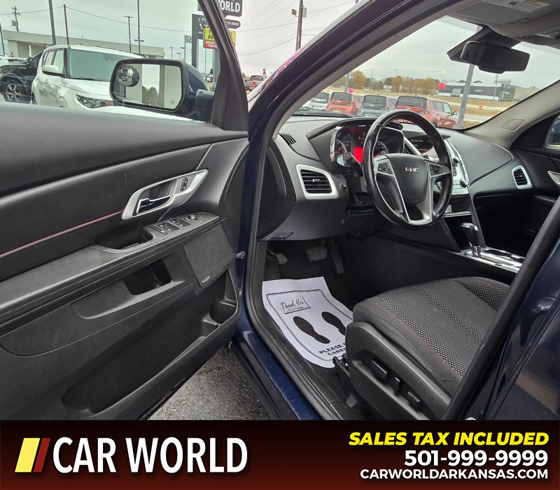 GMC Terrain Vehicle Full-screen Gallery Image 7