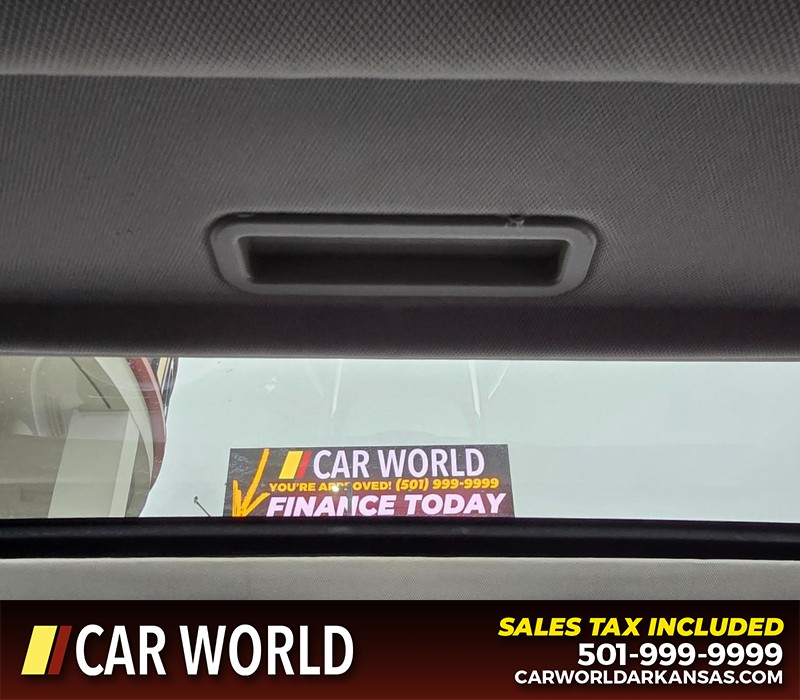 GMC Terrain Vehicle Full-screen Gallery Image 19