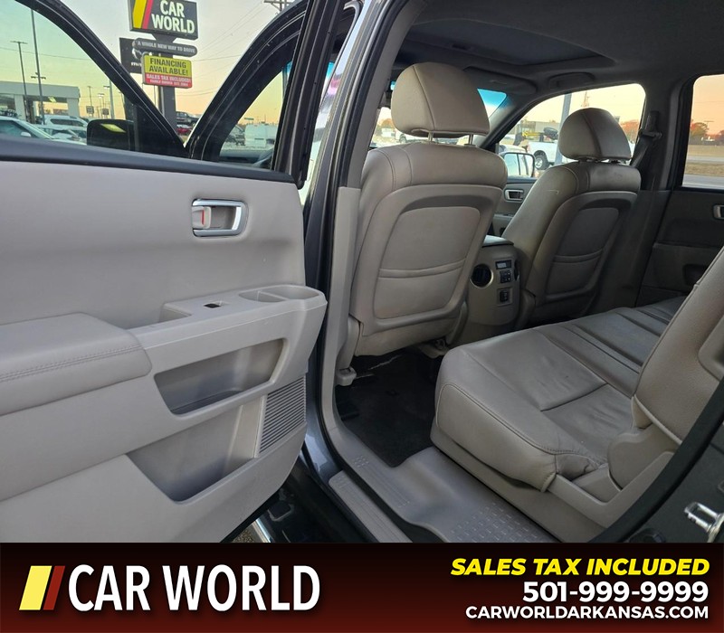 Honda Pilot Vehicle Full-screen Gallery Image 9