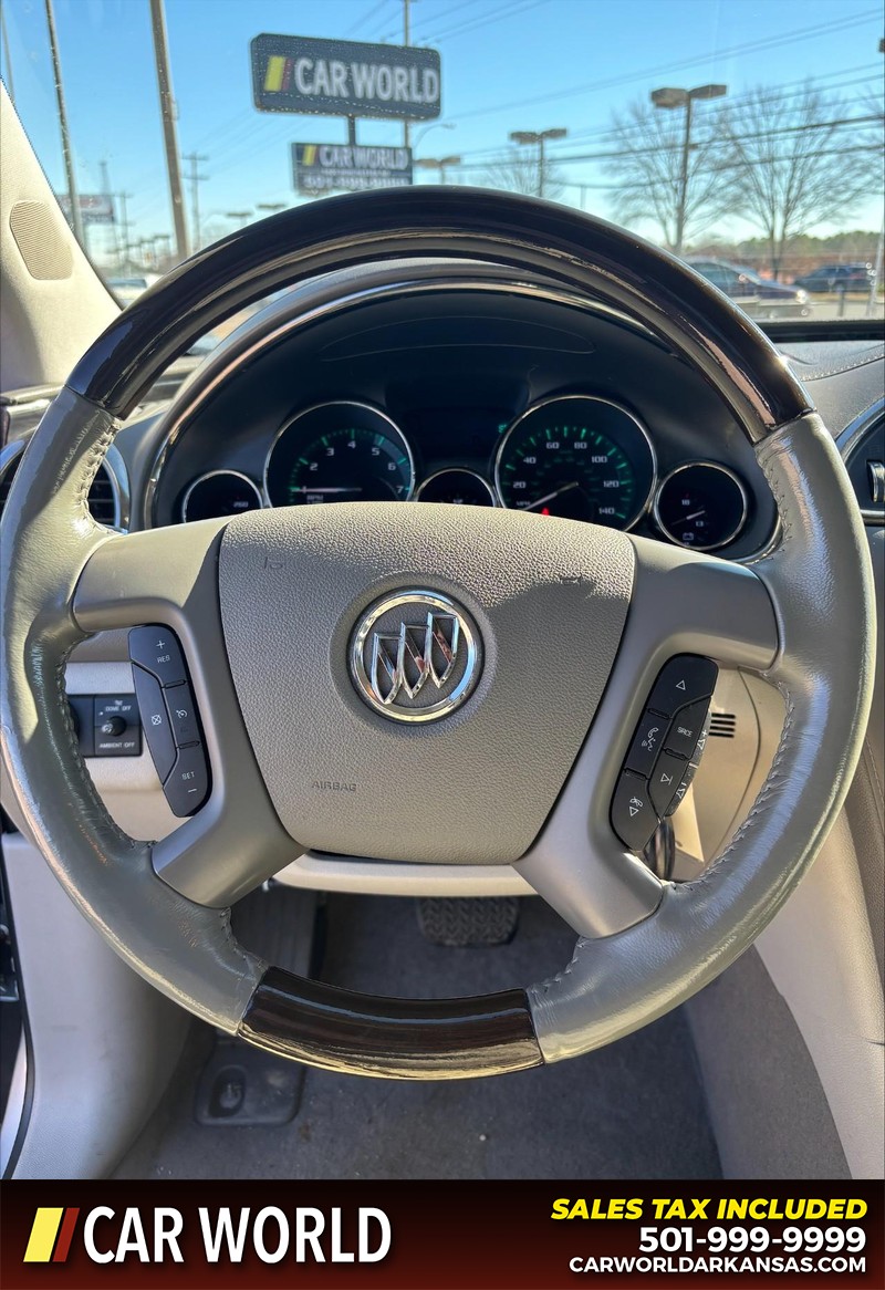 Buick Enclave Vehicle Full-screen Gallery Image 20