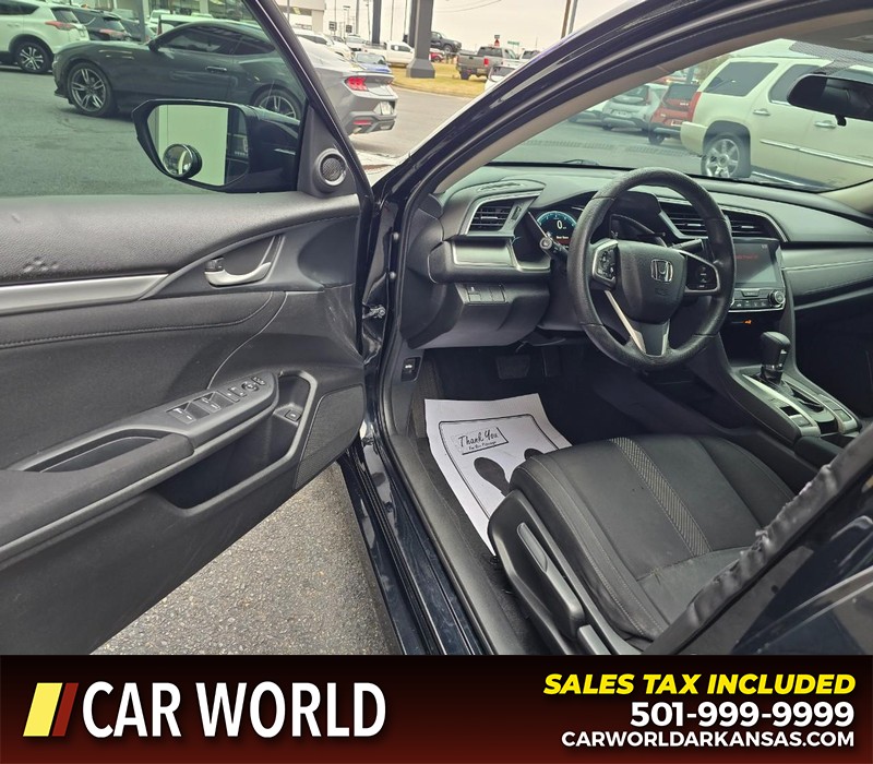 Honda Civic Sedan Vehicle Full-screen Gallery Image 7