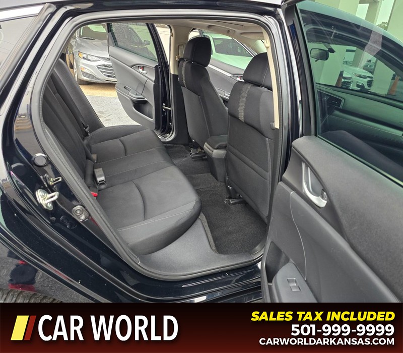 Honda Civic Sedan Vehicle Full-screen Gallery Image 12