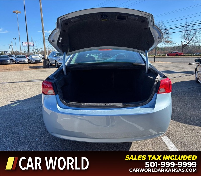 Chevrolet Impala Vehicle Full-screen Gallery Image 5