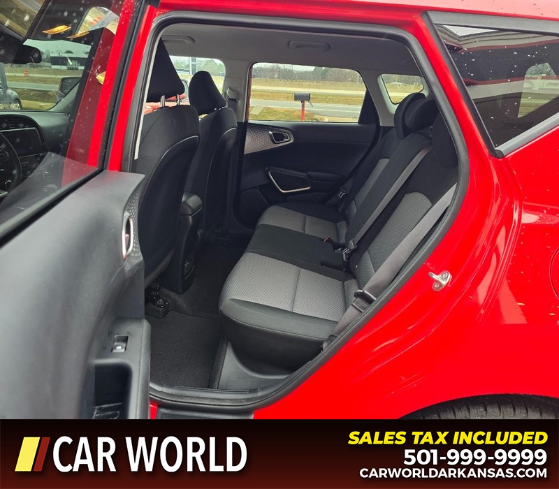 Kia Soul Vehicle Full-screen Gallery Image 10