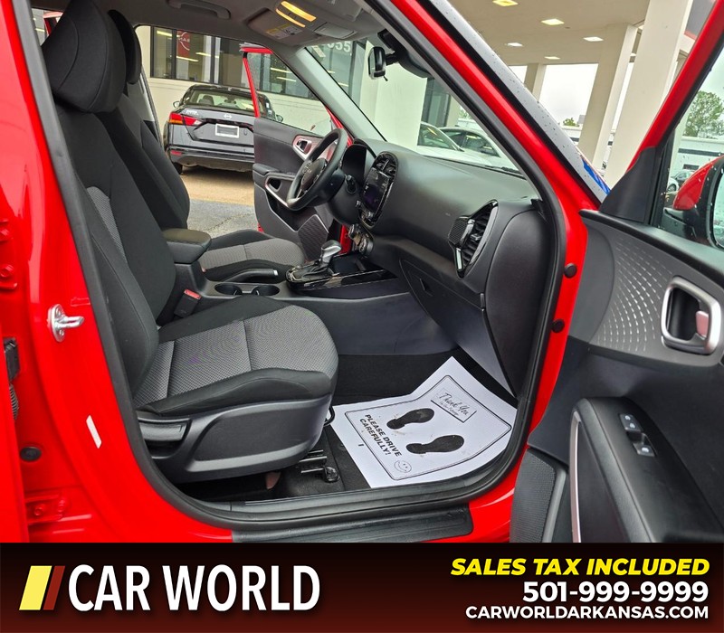 Kia Soul Vehicle Full-screen Gallery Image 11