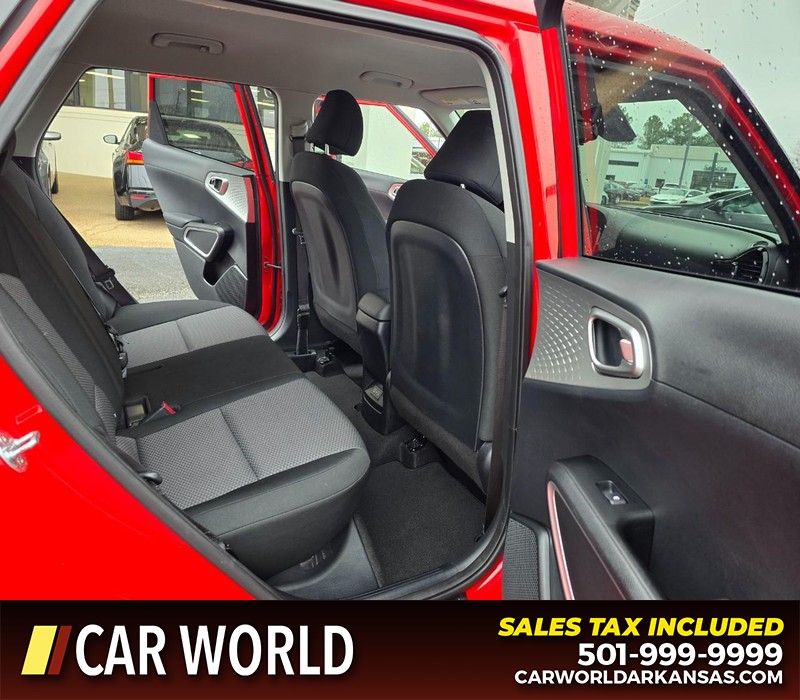 Kia Soul Vehicle Full-screen Gallery Image 12