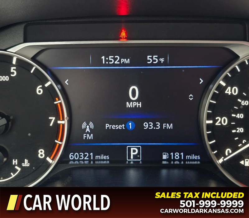 Nissan Altima Vehicle Full-screen Gallery Image 16