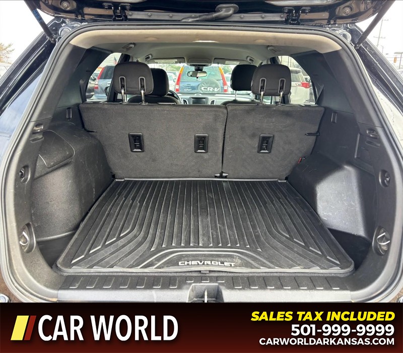 Chevrolet Equinox Vehicle Full-screen Gallery Image 6