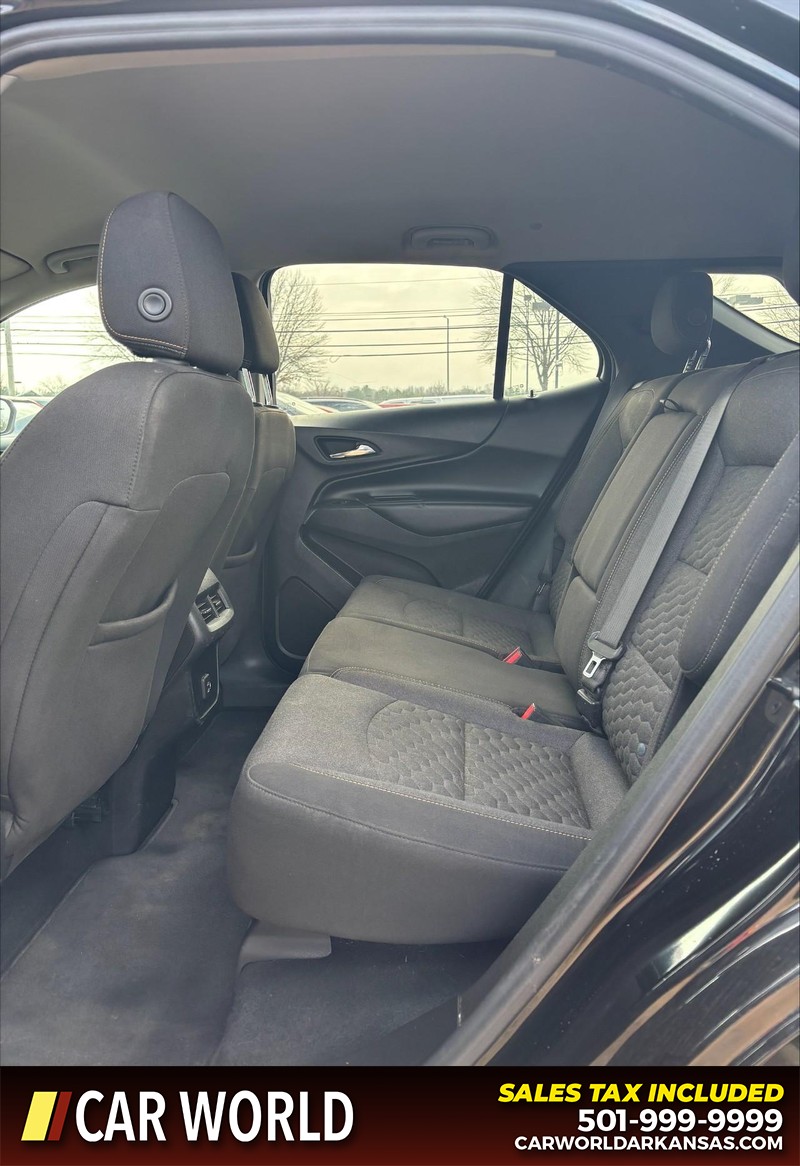 Chevrolet Equinox Vehicle Full-screen Gallery Image 15