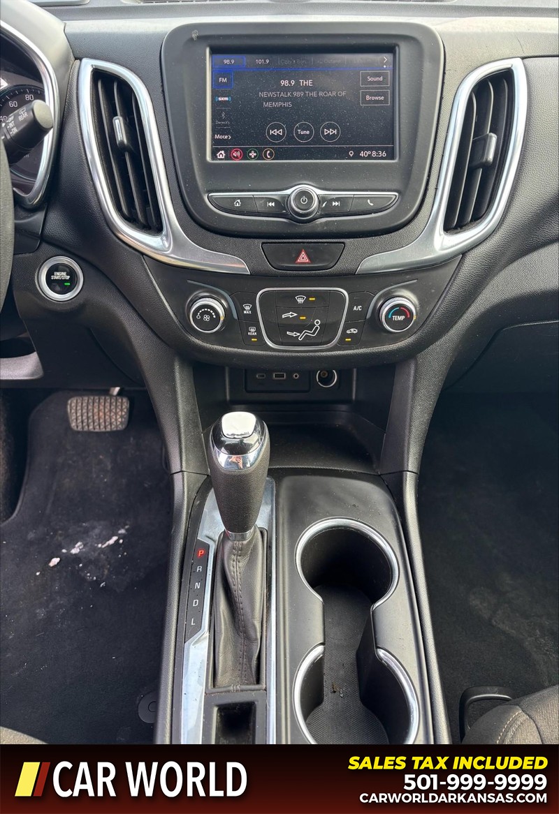 Chevrolet Equinox Vehicle Full-screen Gallery Image 17