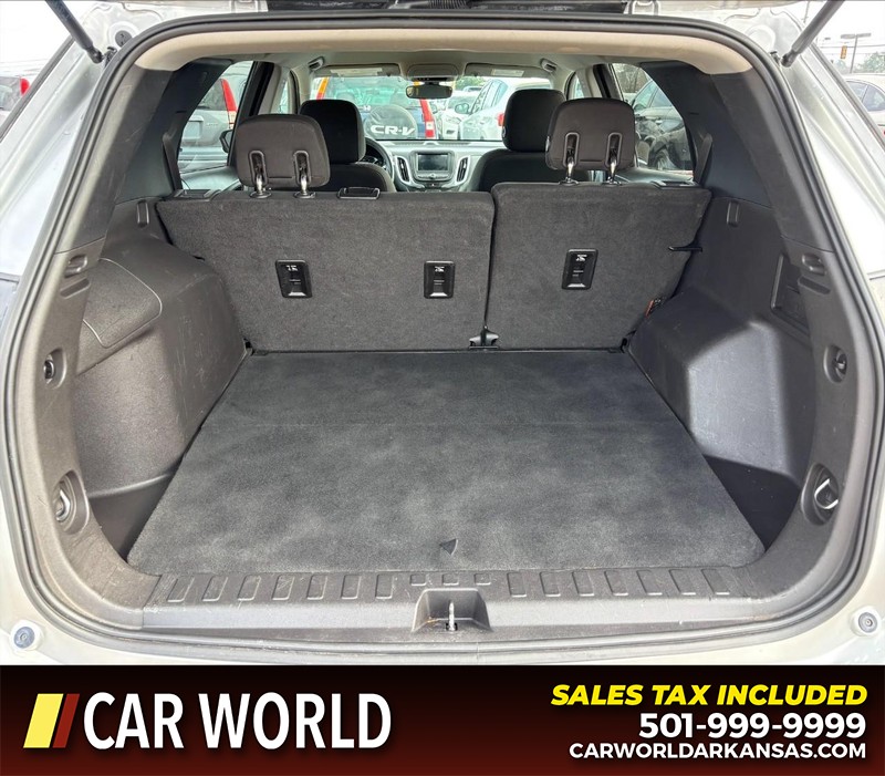 Chevrolet Equinox Vehicle Full-screen Gallery Image 6