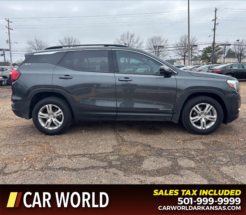 GMC Terrain Vehicle Full-screen Gallery Image 2