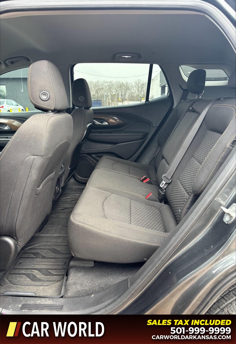 GMC Terrain Vehicle Full-screen Gallery Image 15