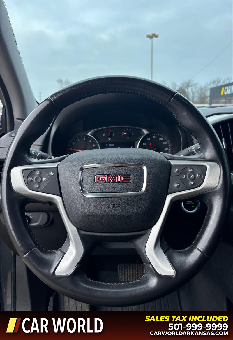 GMC Terrain Vehicle Full-screen Gallery Image 19