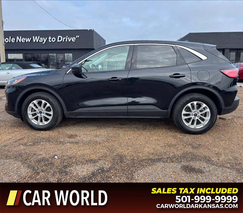 Ford Escape Vehicle Full-screen Gallery Image 8