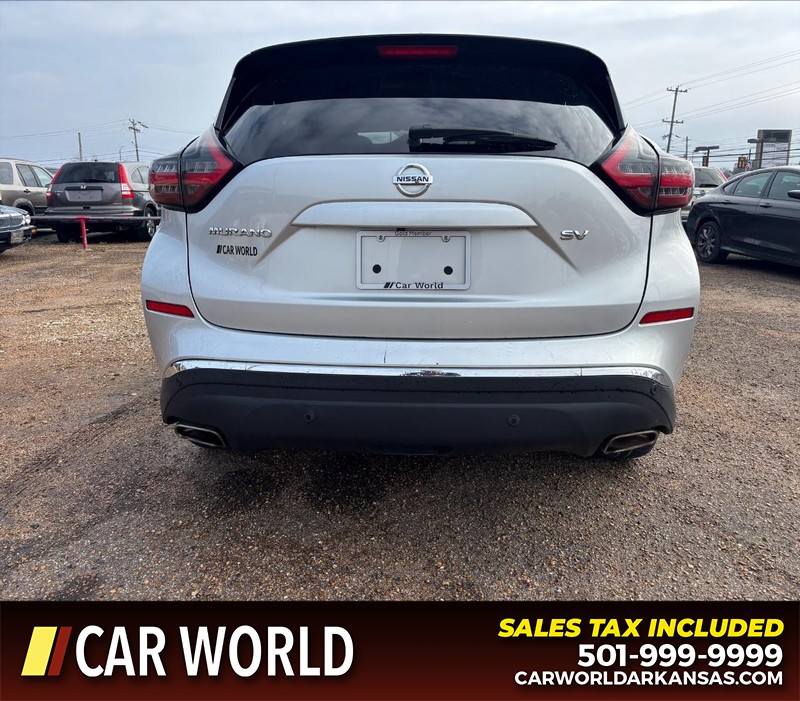 Nissan Murano Vehicle Full-screen Gallery Image 4