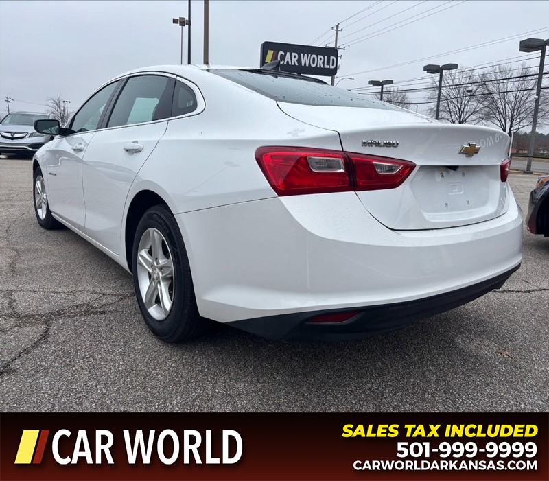 Chevrolet Malibu Vehicle Full-screen Gallery Image 7