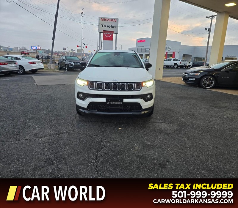 Jeep Compass Vehicle Full-screen Gallery Image 2