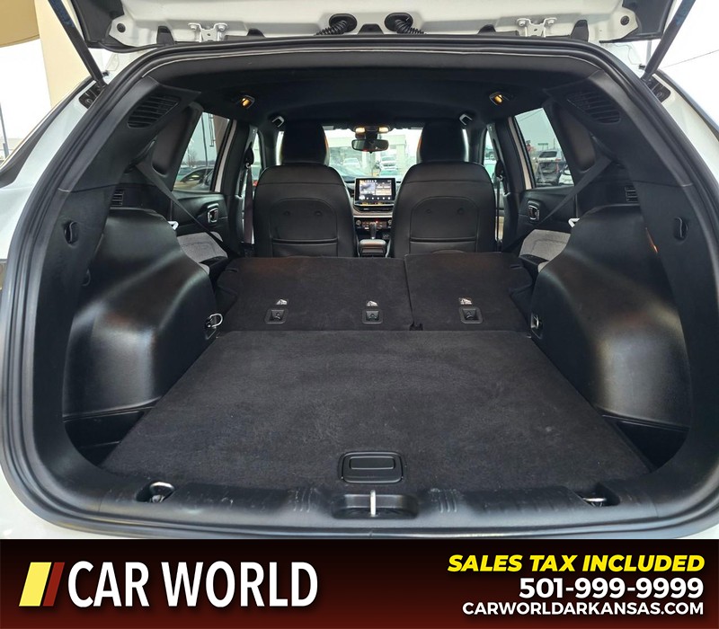 Jeep Compass Vehicle Full-screen Gallery Image 14