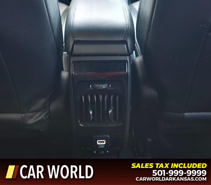 Jeep Compass Vehicle Full-screen Gallery Image 19