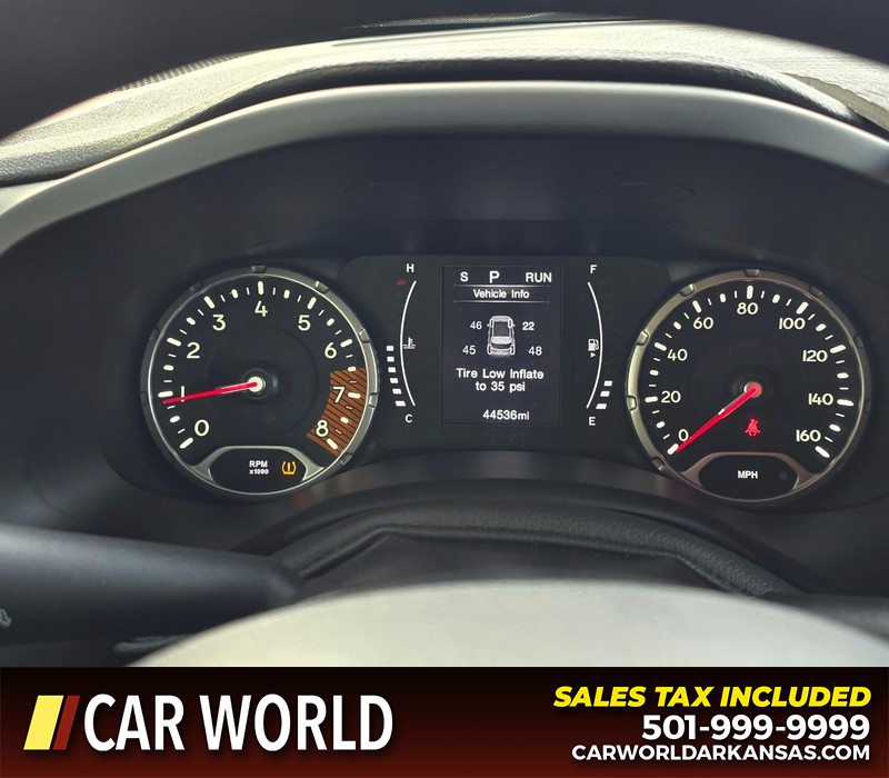 Jeep Renegade Vehicle Full-screen Gallery Image 17