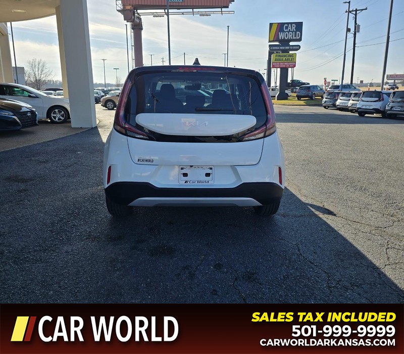 Kia Soul Vehicle Full-screen Gallery Image 5