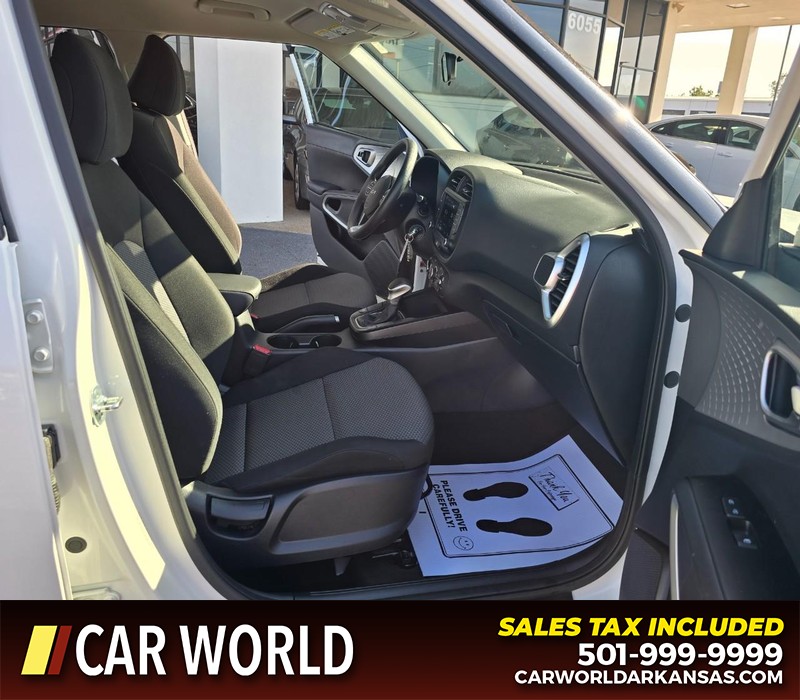 Kia Soul Vehicle Full-screen Gallery Image 11