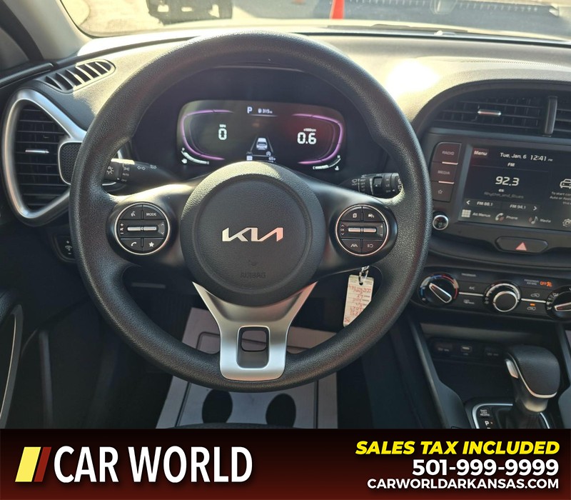Kia Soul Vehicle Full-screen Gallery Image 15