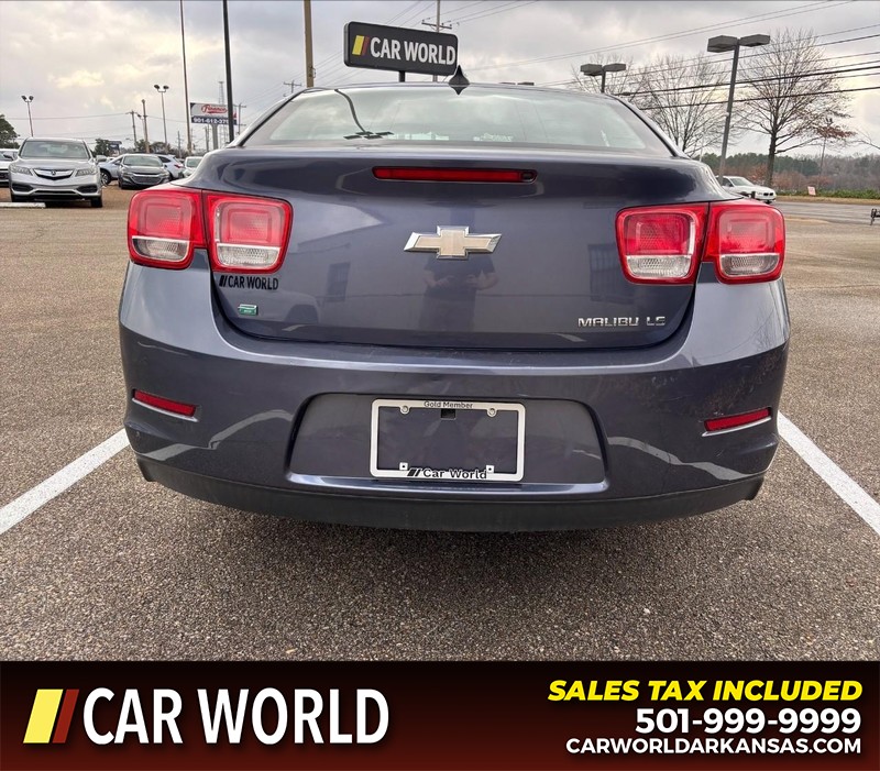 Chevrolet Malibu Vehicle Full-screen Gallery Image 4