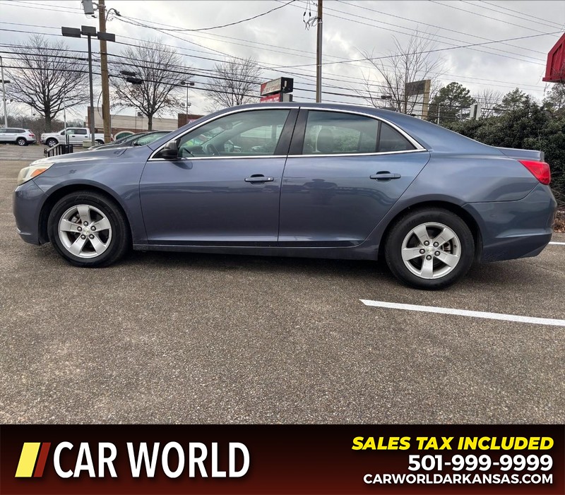 Chevrolet Malibu Vehicle Full-screen Gallery Image 8