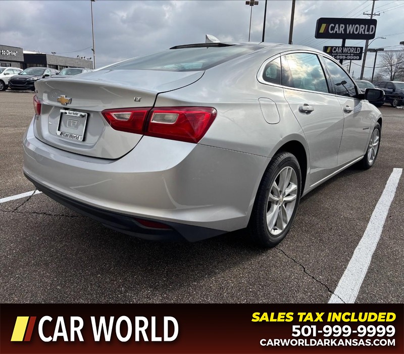 Chevrolet Malibu Vehicle Full-screen Gallery Image 3