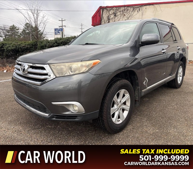 Toyota Highlander Vehicle Full-screen Gallery Image 9