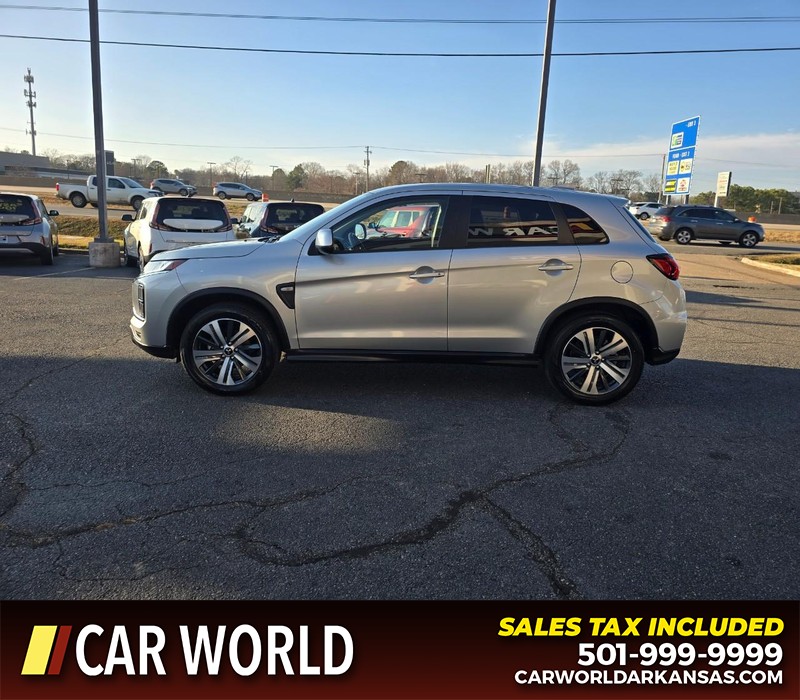 Mitsubishi Outlander Sport Vehicle Full-screen Gallery Image 4