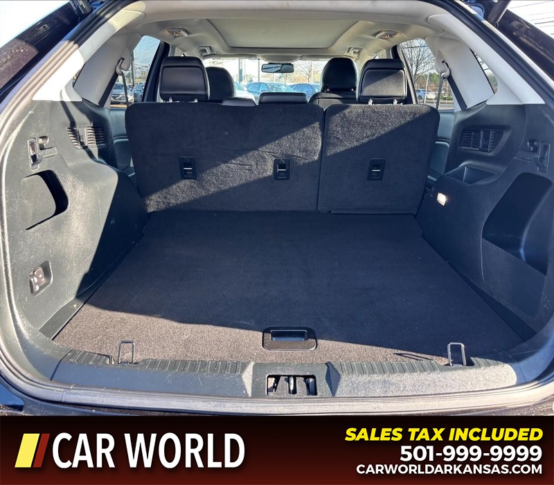 Ford Edge Vehicle Full-screen Gallery Image 6