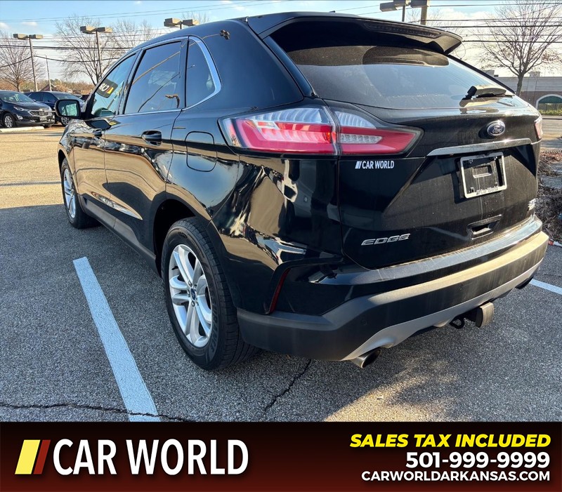 Ford Edge Vehicle Full-screen Gallery Image 7