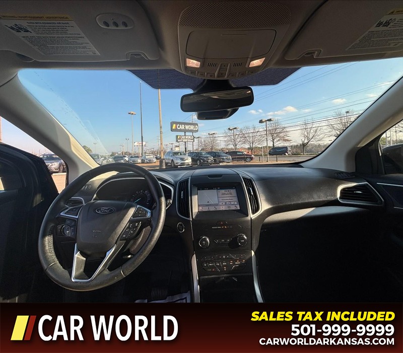 Ford Edge Vehicle Full-screen Gallery Image 16