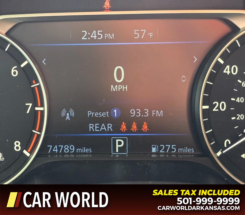 Nissan Altima Vehicle Full-screen Gallery Image 16