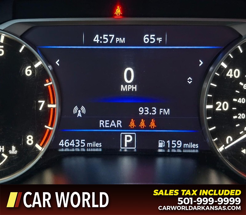 Nissan Altima Vehicle Full-screen Gallery Image 16