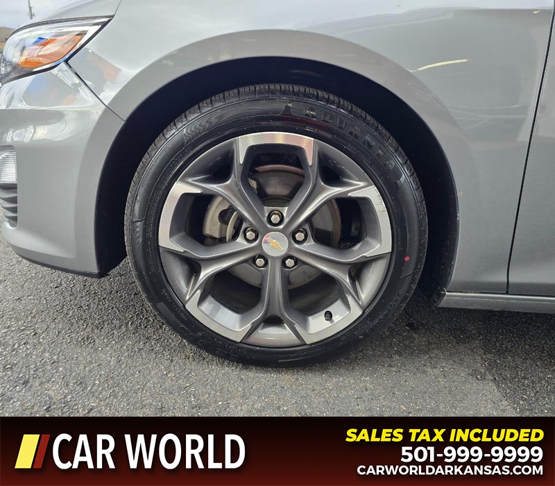 Chevrolet Malibu Vehicle Full-screen Gallery Image 6