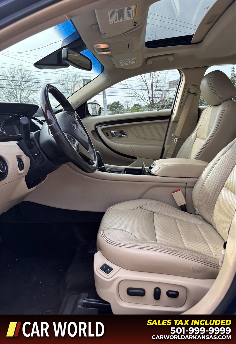 Ford Taurus Vehicle Full-screen Gallery Image 13