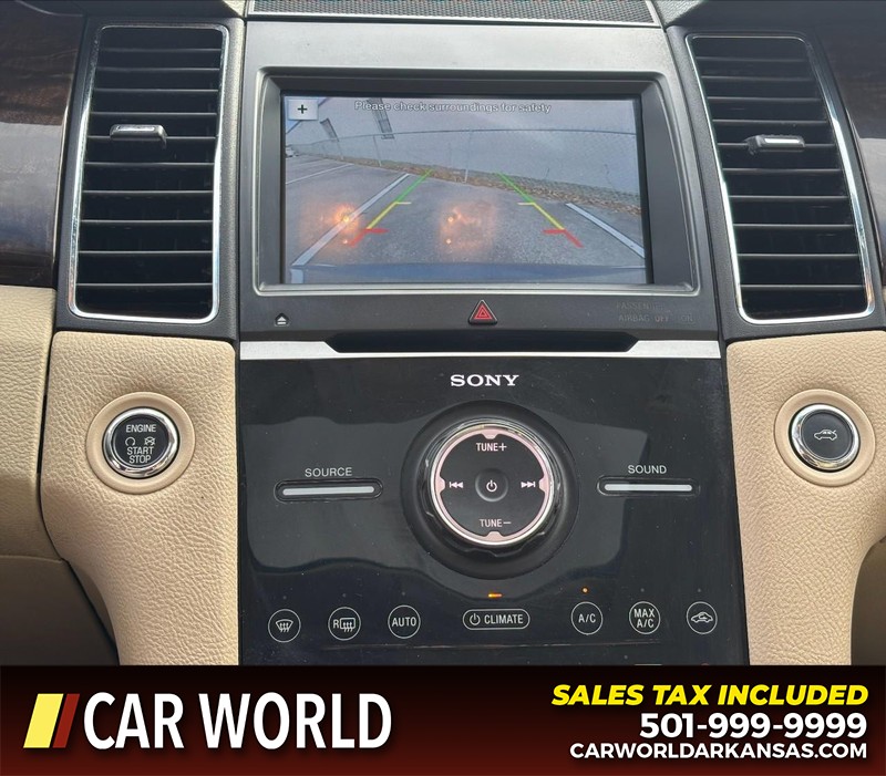 Ford Taurus Vehicle Full-screen Gallery Image 19